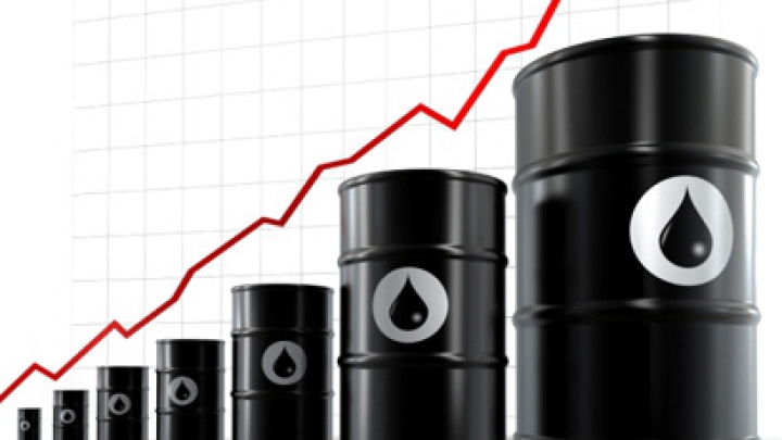 Китай может обогнать США по объемам импорта нефти в 2014 году