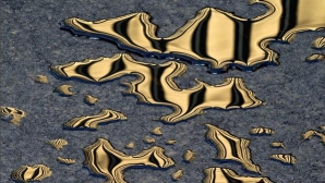 На столичной АЗС произошла утечка топлива