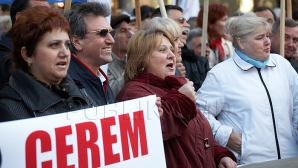 Поправки в закон о собраниях: протесты в 10 метрах от госучреждений и присутствие прокуроров