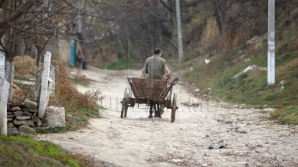 ВБ выделит 30 млн долларов на восстановление дорог, ведущих к школам