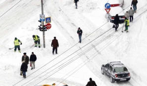 Сугробы в отдельных регионах Румынии достигли метра (ВИДЕО)