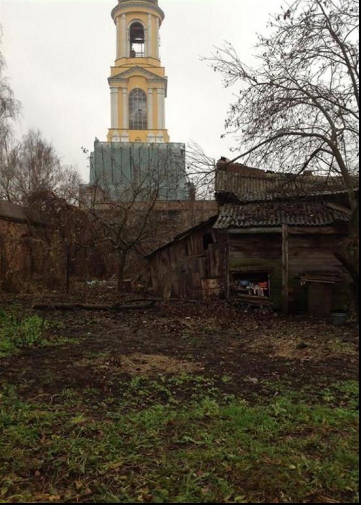 В ожидании Путина Суздаль завернули в нарисованные фасады (ФОТО)