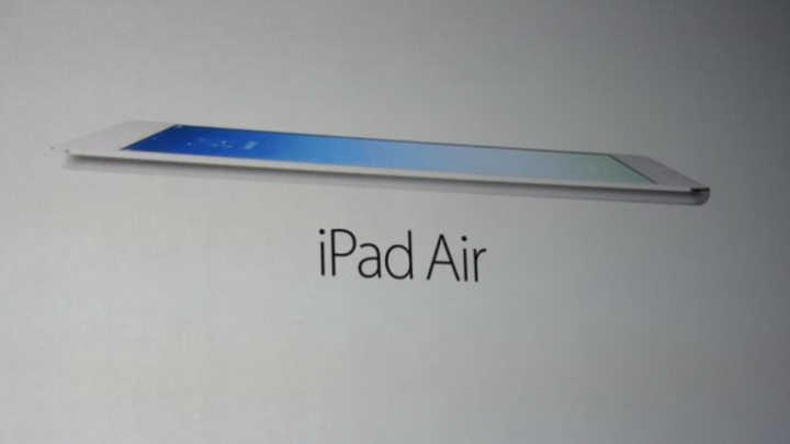 Планшет iPad Air поступает в продажу