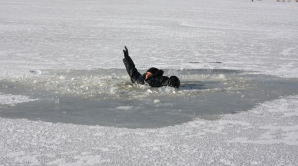 Сотрудники Службы чрезвычайных ситуаций провели учения на водоеме в селе Иванча 