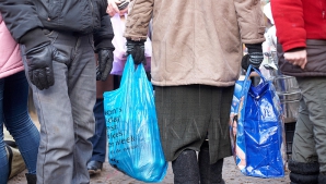 В последний день года жители столицы спешат приобрести все необходимое 