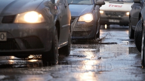 В центре столицы из-за ремонтных работ образовались пробки