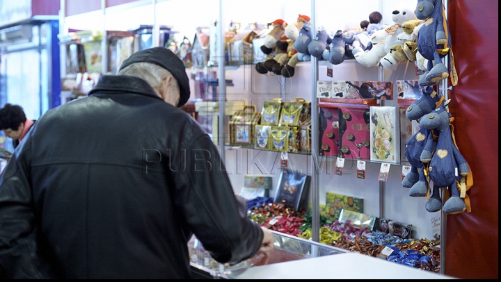 Рождественская ярмарка-2013 на Moldexpo (ФОТОГАЛЕРЕЯ)