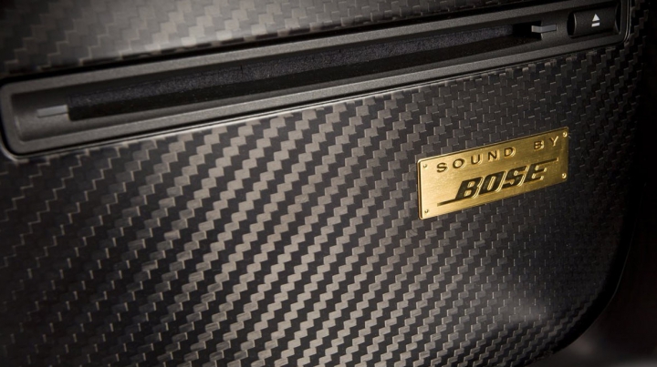 Американцы научились подавлять шум в машине через аудиосистемы