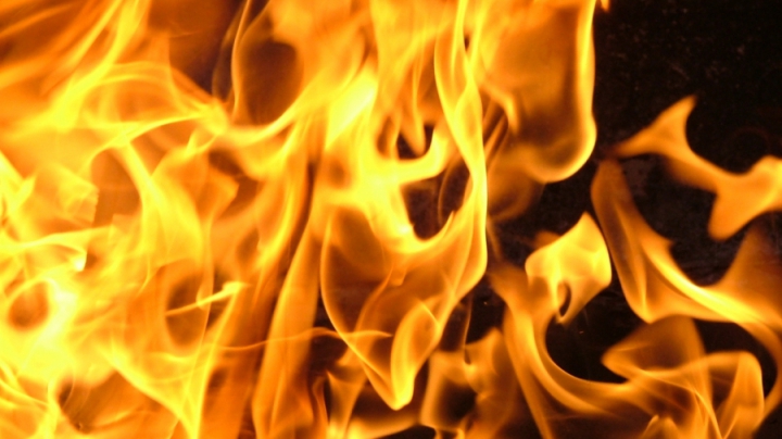 Двое мужчин в Теленештском и Комратском районах сгорели заживо