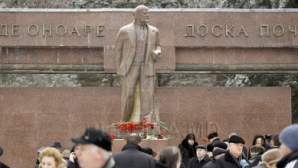 Члены и сторонники ПКРМ отметили 90-летие со дня смерти Владимира Ленина (ФОТО)