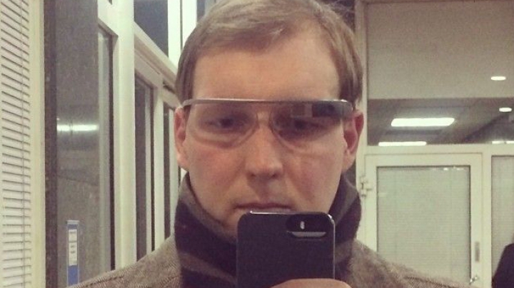 Российские депутаты примерили Google Glass