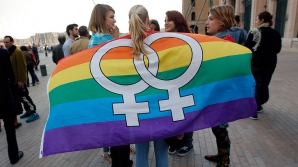 Россия запретила усыновление в страны с однополыми браками