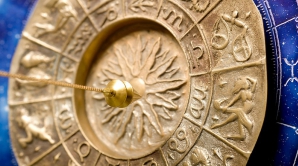 Гороскоп дня: круговорот событий захватит овнов, тельцам следует успокоиться