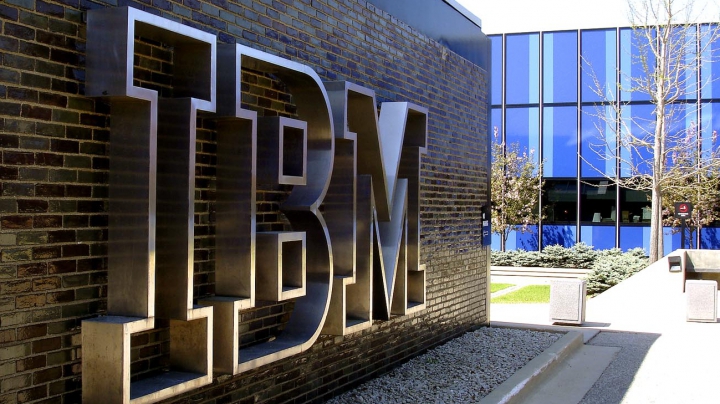 IBM отказывается от производства процессоров