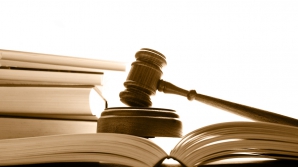 Адвокаты арестованных за подкуп депутата говорят о необоснованности обвинений