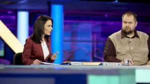 В эфире передачи "Фабрика" прозвучали противоречивые мнения аналитиков о визитах западных чиновников 