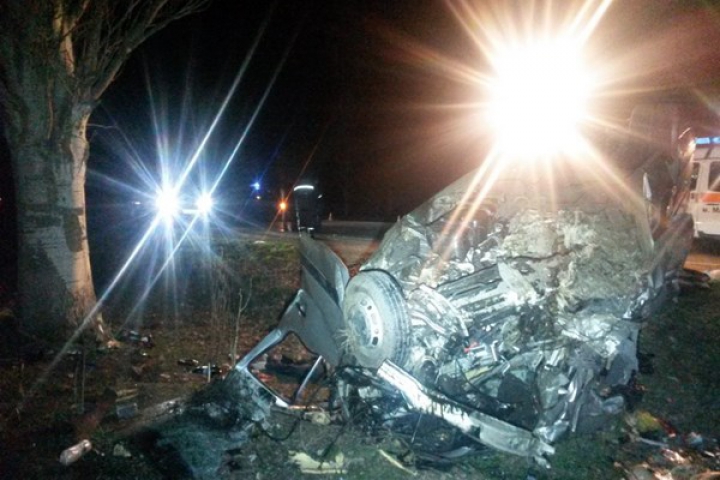 Подробности аварии в Донецкой области: граждане Молдовы направлялись в Сочи (ФОТО) 