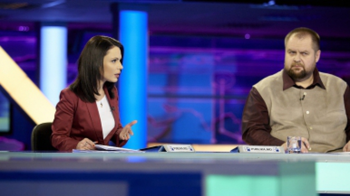 В эфире передачи "Фабрика" прозвучали противоречивые мнения аналитиков о визитах западных чиновников 