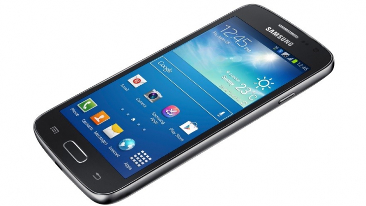 Samsung официально представила GALAXY S3 Slim