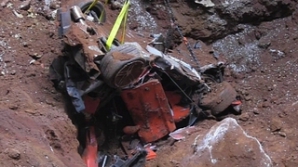 Из ямы под музеем достали последний раритетный Chevrolet Corvette (ВИДЕО)