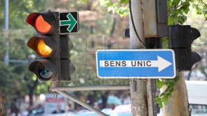 Столичный водитель проигнорировал сигнал светофора и чуть не спровоцировал ДТП