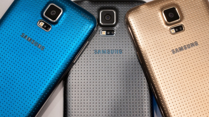 Samsung признала проблему с камерой в Galaxy S5