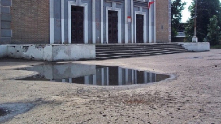 Последствия военных действий в Славянске в фотографиях