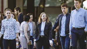 49 тысяч человек планируют зачислить в вузы, колледжи и профтехучилища страны