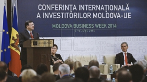 Политика за неделю: визиты высокопоставленных чиновников и дипломатические дискуссии