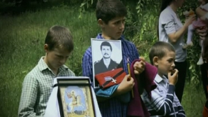 Десятки сослуживцев, родные и близкие проводили в последний путь убитого во время ограбления инкассатора 