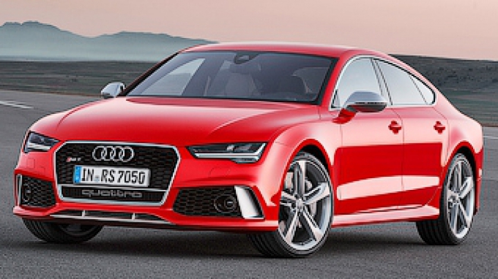 Audi представила хэтчбек RS7 с матричной оптикой