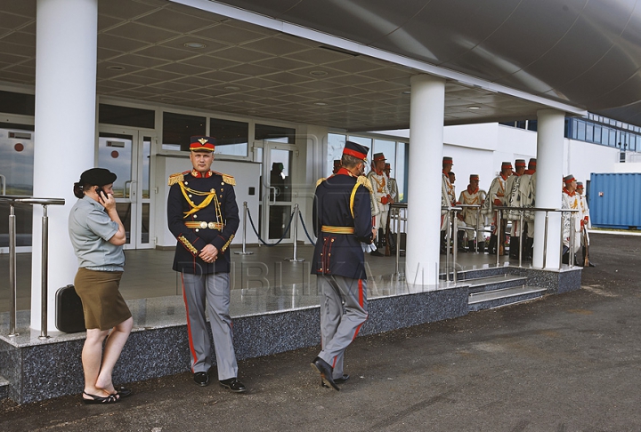 Глава Еврокомиссии Жозе Мануэл Баррозу прибыл в Кишинев (ФОТО/ВИДЕО)