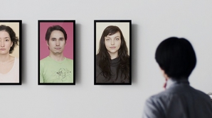 Японцы разработали гибрид фоторамки и телевизора