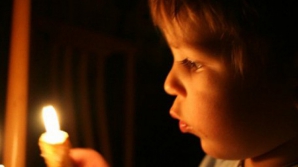 Пятилетний мальчик, оставленный без присмотра, едва не погиб в пожаре