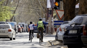Более 50 велосипедистов отправились в село Оксентя знакомиться с традициями местных жителей