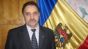 Дом председателя Каушанского района Иона Чонтолоя забросали коктейлями Молотова