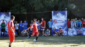 «Трофей демократии» в столице: свыше 300 участников соревновались в беге, футболе, волейболе, баскетболе