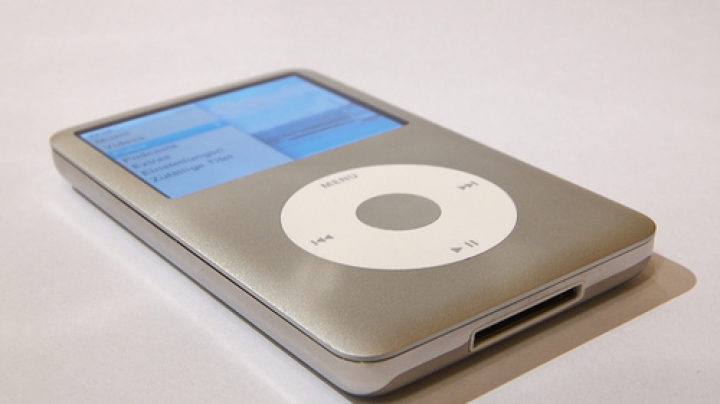  Компания Apple перестала продавать портативный медиаплеер iPod Classic