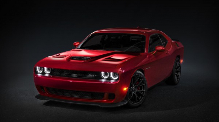 Мускулкар 2015 Dodge Challenger SRT Hellcat может быть даже экономным