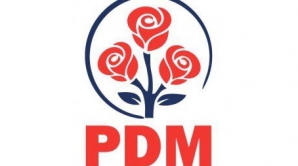 Демократы осуждают политиков, которые последние 20 лет разобщали народ