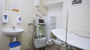 Кампания "Возроди Молдову": Центр матери и ребенка получил чек на миллион леев