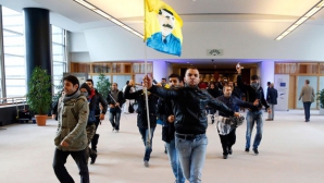 Несколько сот курдов проникли в здание Европейского парламента в Брюсселе 