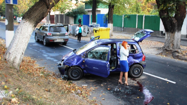 На столичной улице Матеевича столкнулись два автомобиля (ФОТО, ВИДЕО)