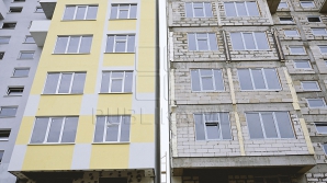 21-летняя девушка выпала с пятого этажа столичной многоэтажки