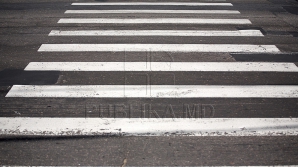 Множество пешеходных переходов в столице бесполезны и даже опасны