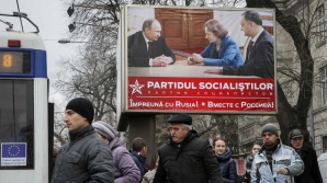 Выборы состоялись, но на многих улицах столицы продолжают висеть предвыборные плакаты