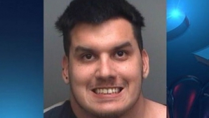 Шизофреник в США в новогоднюю ночь отрубил матери голову