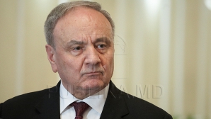 Николай Тимофти отправился в Киев по приглашению Петра Порошенко