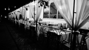 Рост доллара и евро сокращает прибыль кафе и ресторанов