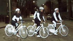 Концерн Volvo принял участие в выпуске спрея для велосипедистов (ВИДЕО)